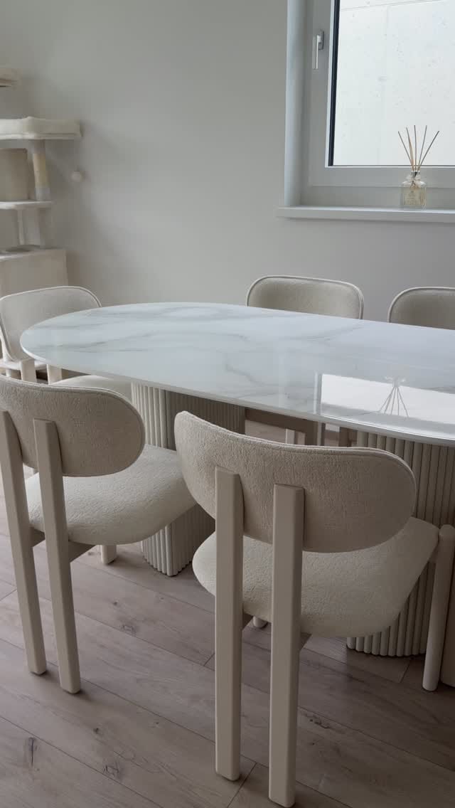 Post 3 by Berahome.at on Instagram (video)