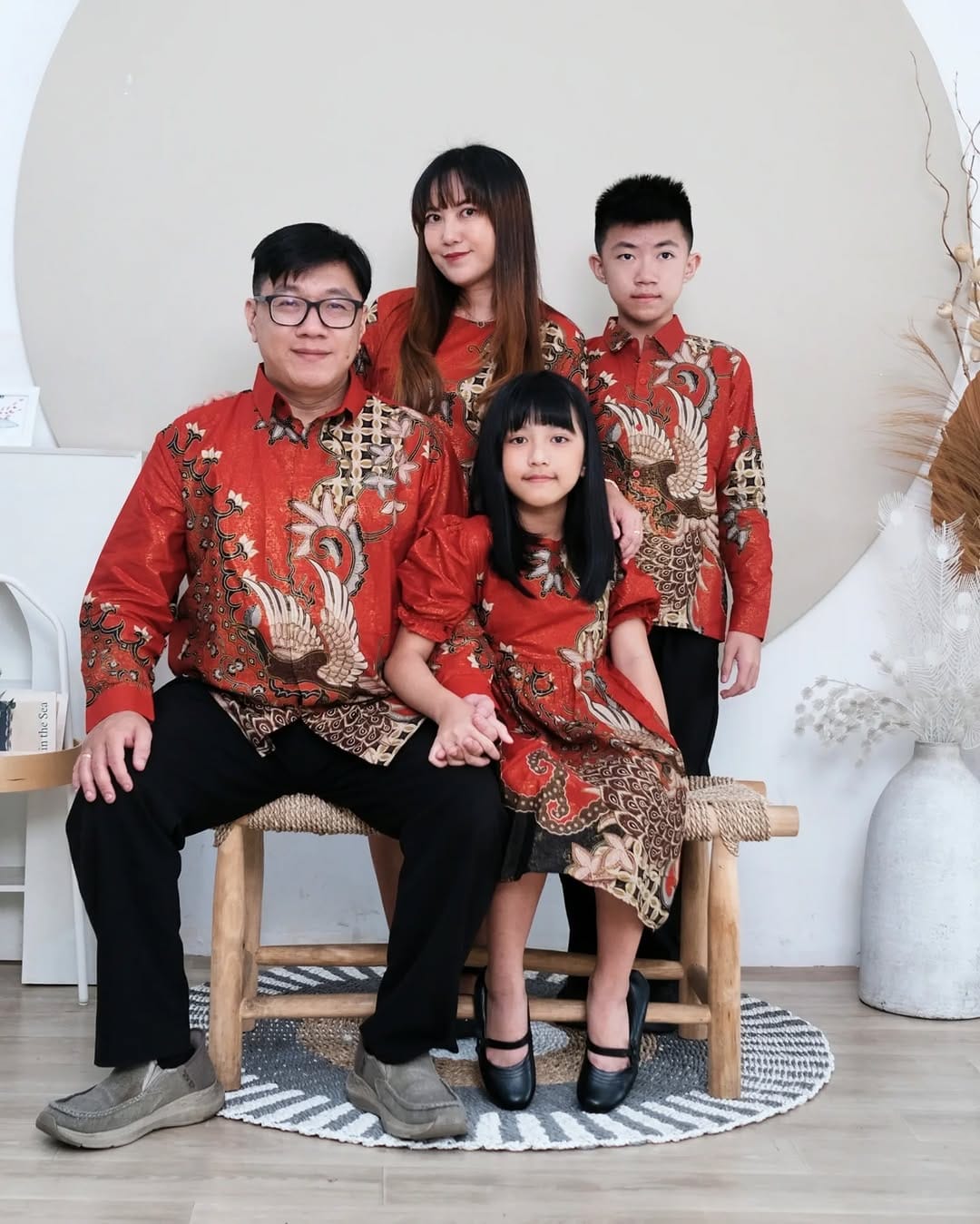 Post 10 by Renata & Mommy diary on Instagram (carousel)