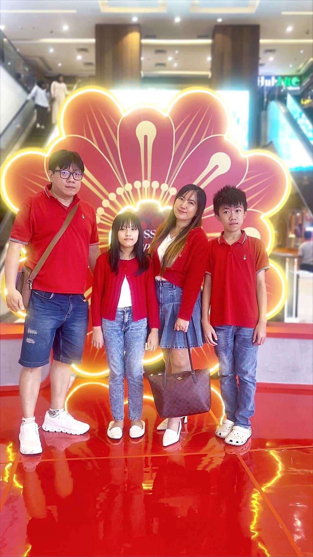 Post 7 by Renata & Mommy diary on Instagram (video)