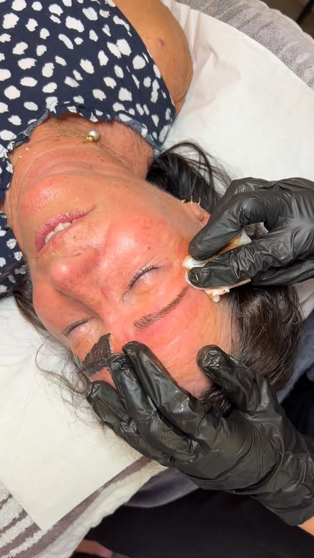 Post 2 by ⭐️Simòne Elise Artistry⭐️ on Instagram (video)