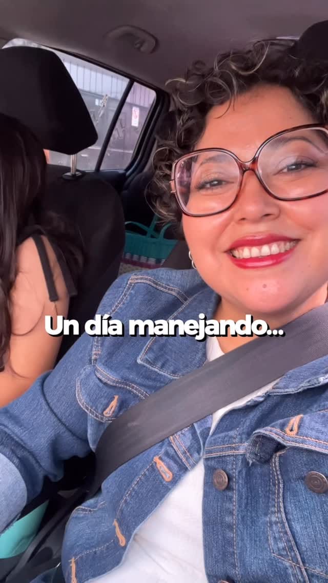Post 2 by Mónica Velásquez on Instagram (video)