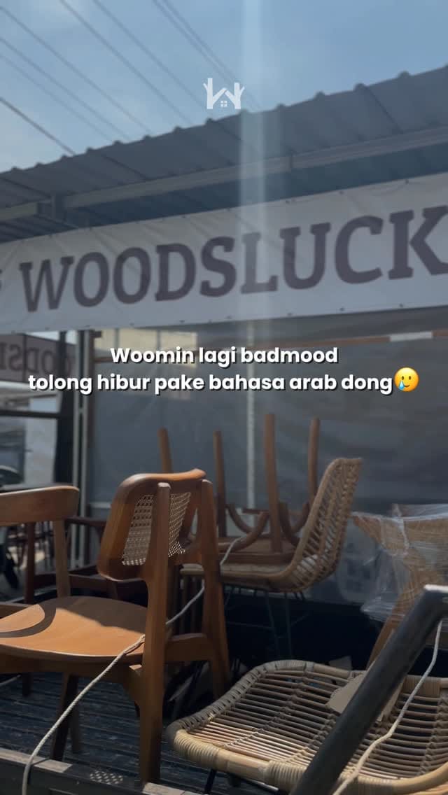 Post 6 by Woodsluck Furniture Semarang on Instagram (video)