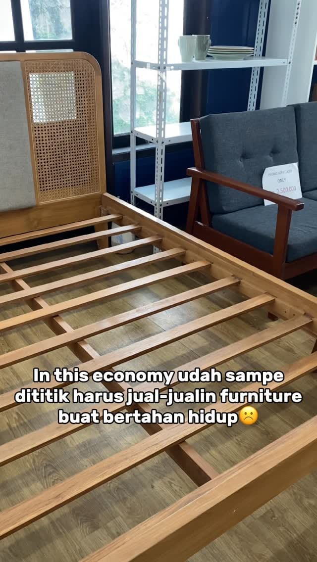 Post 4 by Woodsluck Furniture Semarang on Instagram (video)