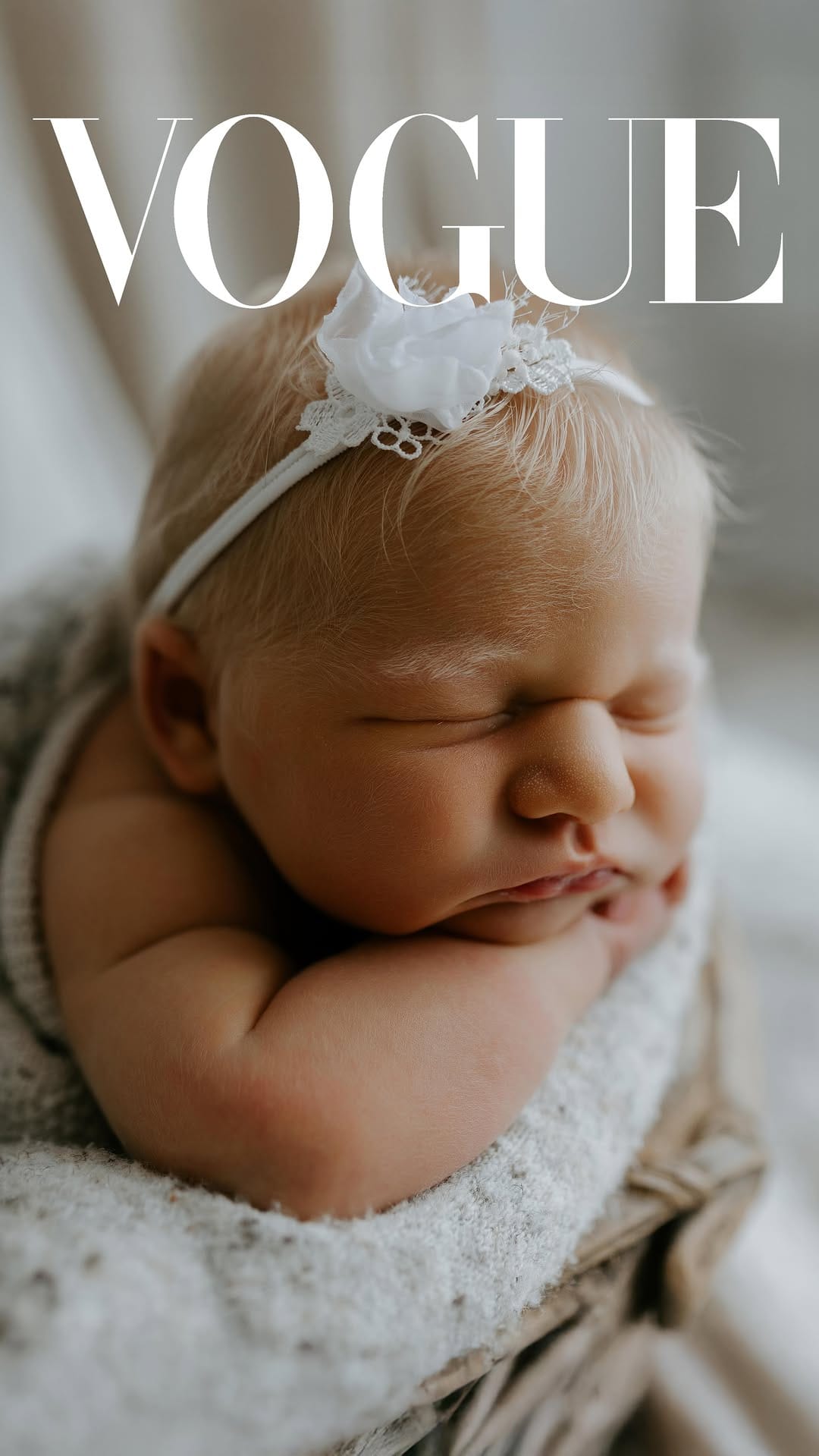 Post 10 by Gold Coast Newborn Baby Pregnancy Family Boudoir Photographer on Instagram (video)