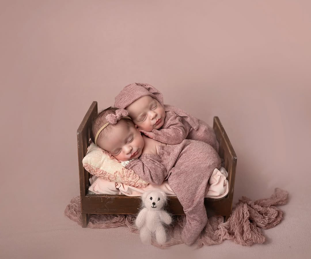 Post 7 by Sydney Newborn & Maternity Photographer on Instagram (carousel)