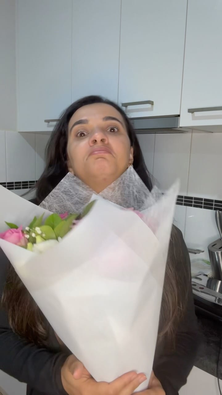 Post 8 by Roana Alves on Instagram (video)