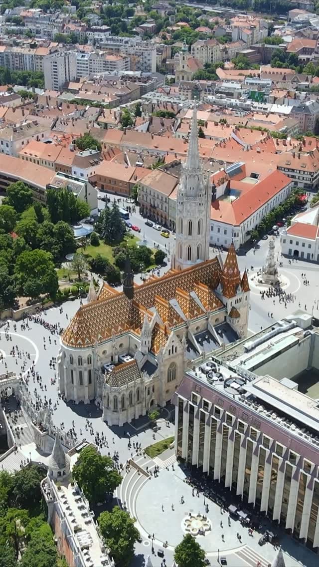Post 4 by @traveluj on Instagram (video)