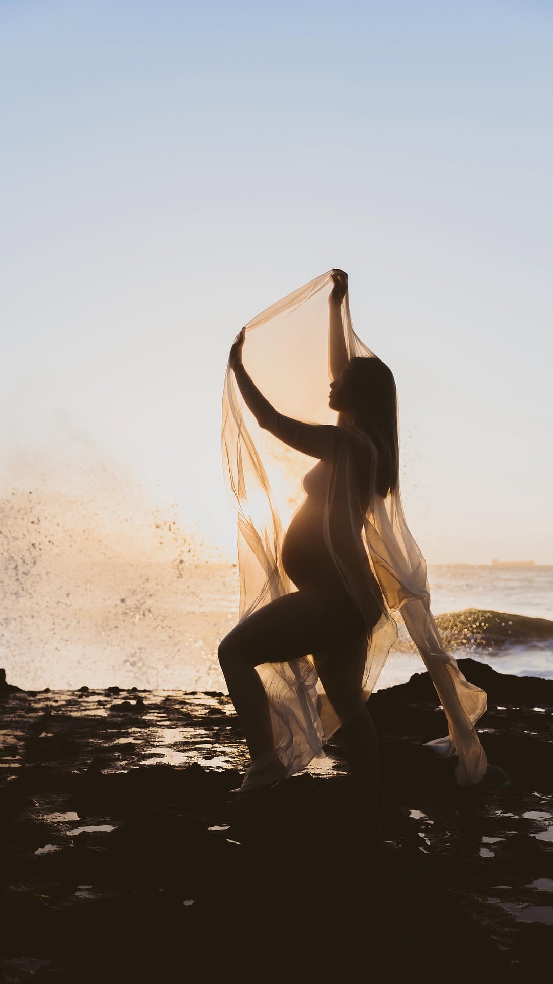 Post 6 by Poppy Peterson: Wollongong Newborn + Family Photographer on Instagram (video)