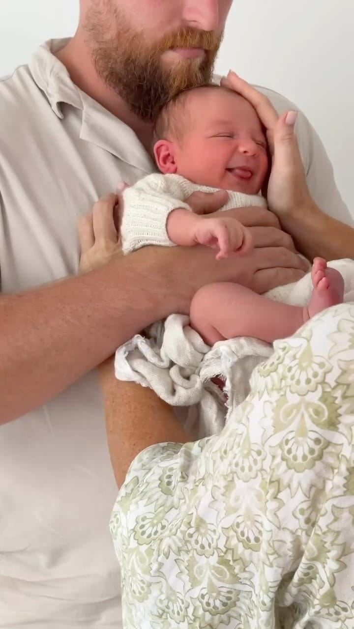 Post 10 by Poppy Peterson: Wollongong Newborn + Family Photographer on Instagram (video)