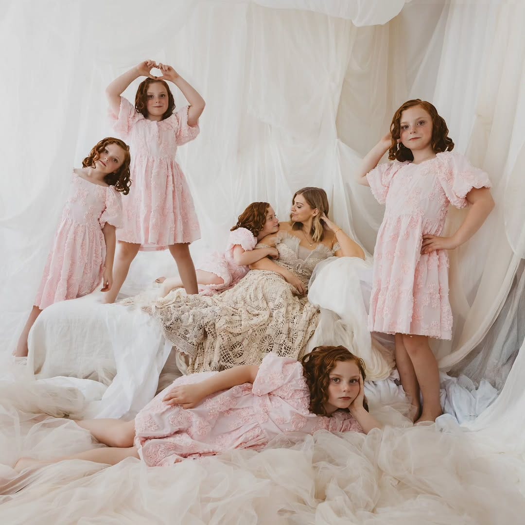Post 2 by Poppy Peterson: Wollongong Newborn + Family Photographer on Instagram (image)