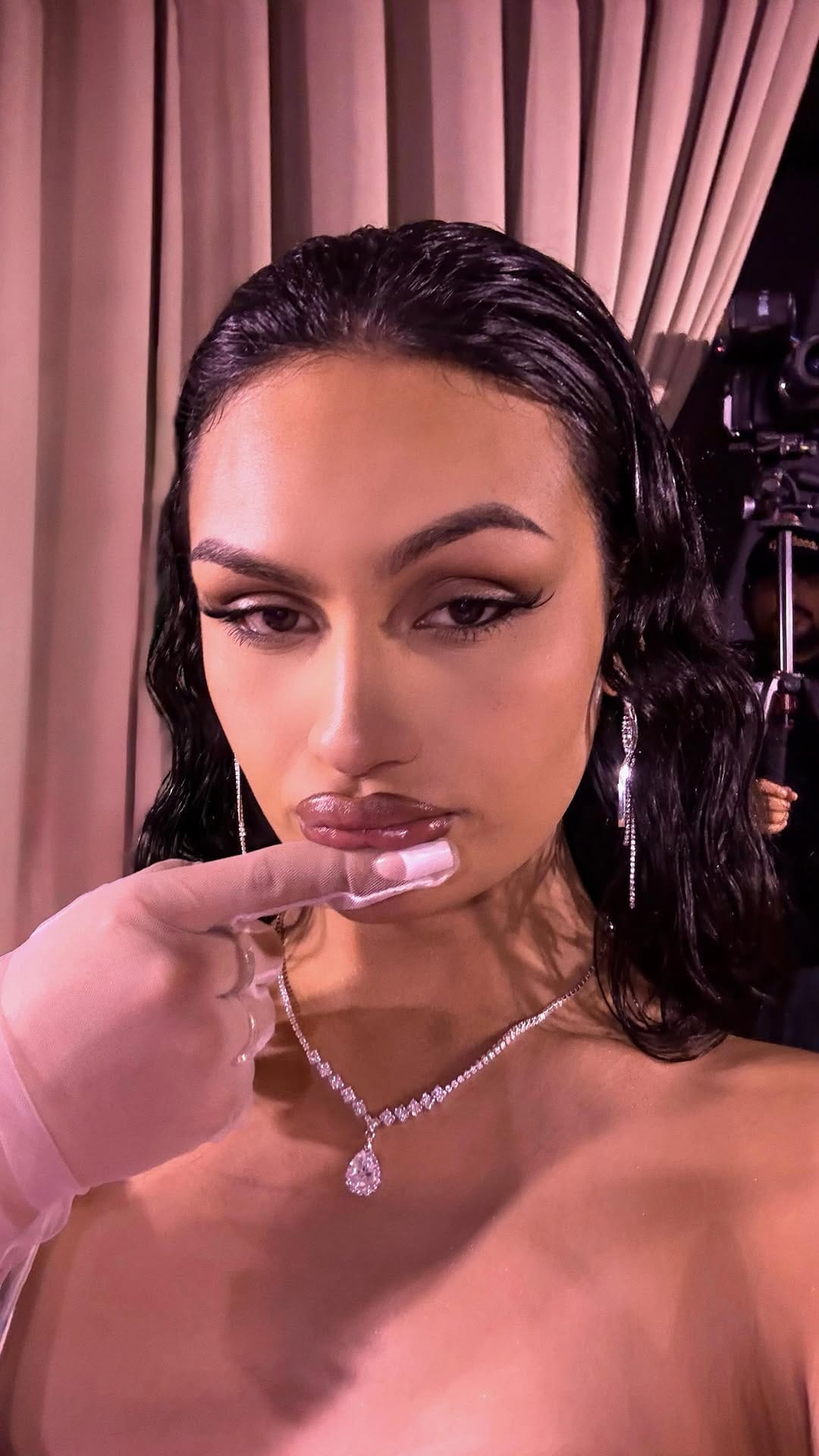 Post 8 by MAKEI TAUALII on Instagram (video)