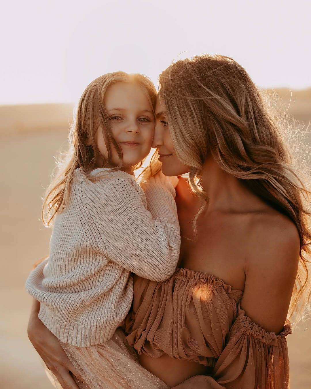 Post 8 by Sydney Newborn & Family Photographer | Sophie Lea on Instagram (carousel)