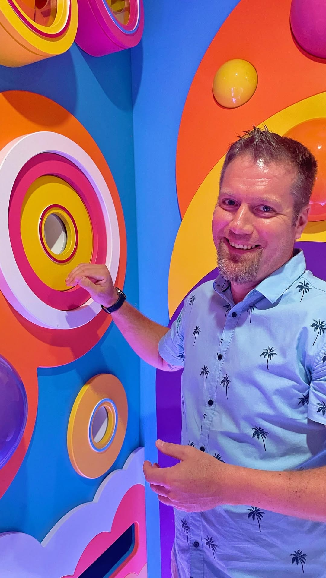 Post 10 by The Magical Oz Family on Instagram (video)