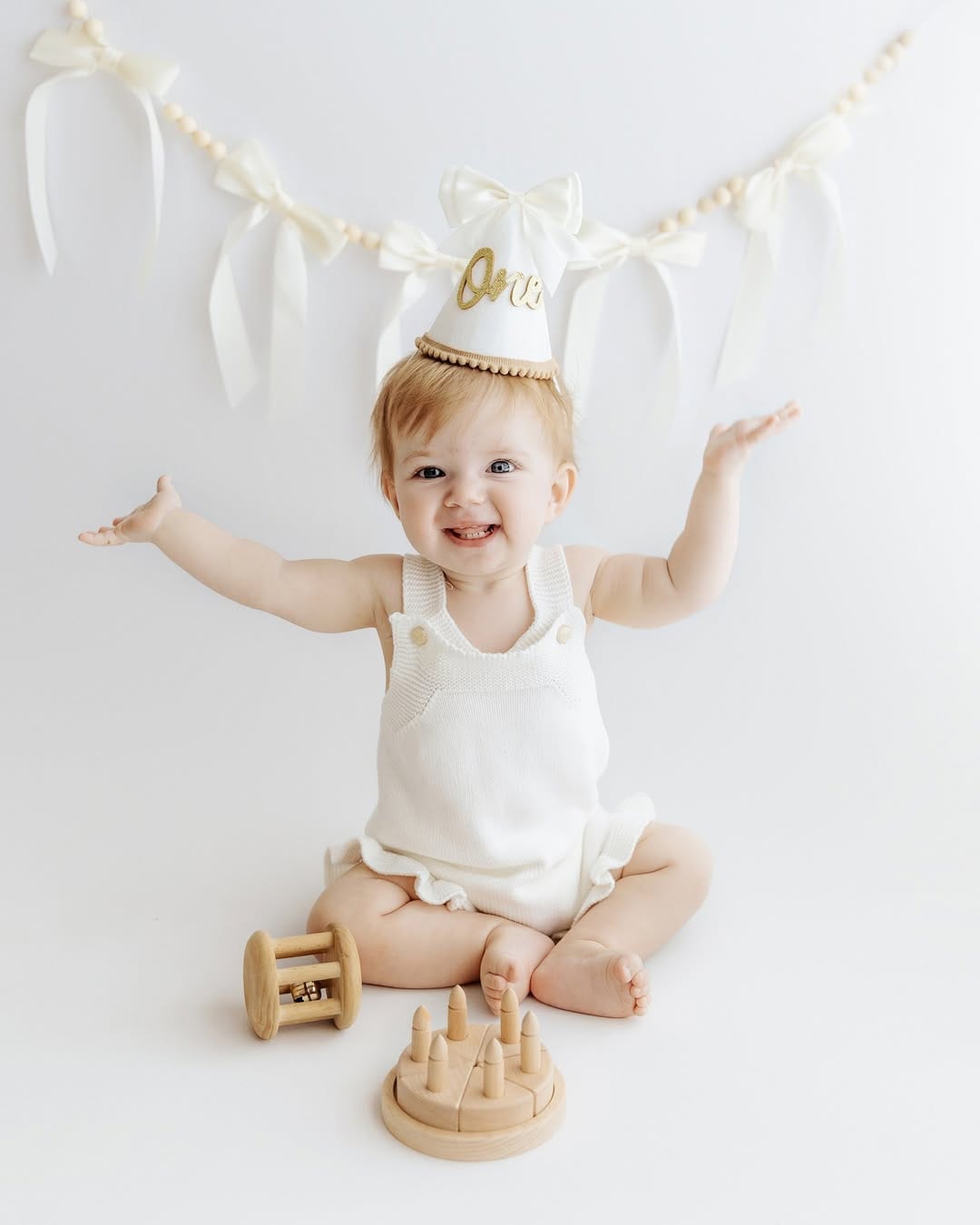 Post 7 by Newcastle Newborn Photographer on Instagram (carousel)