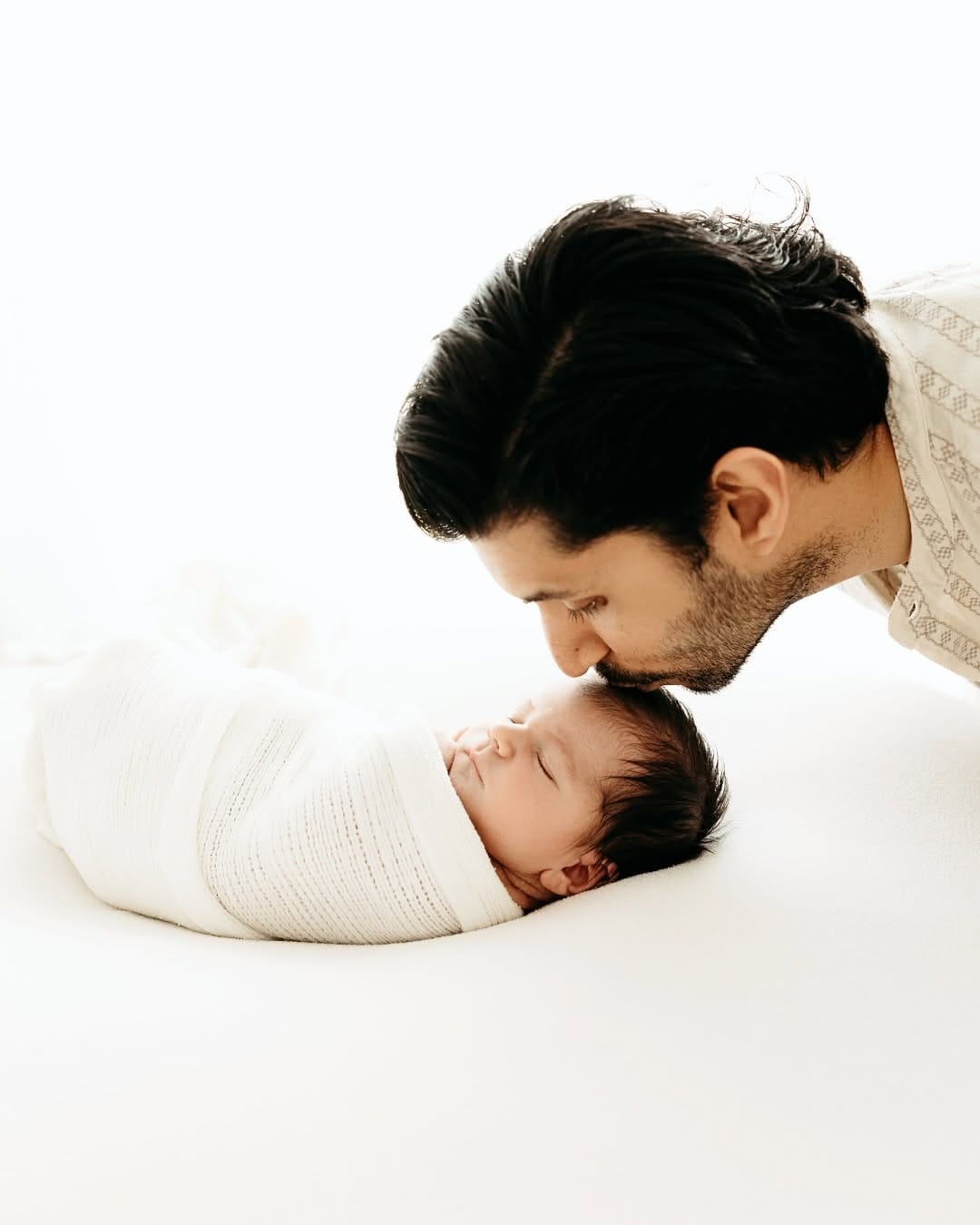 Post 1 by Brisbane Newborn Photographer | Brittany on Instagram (carousel)