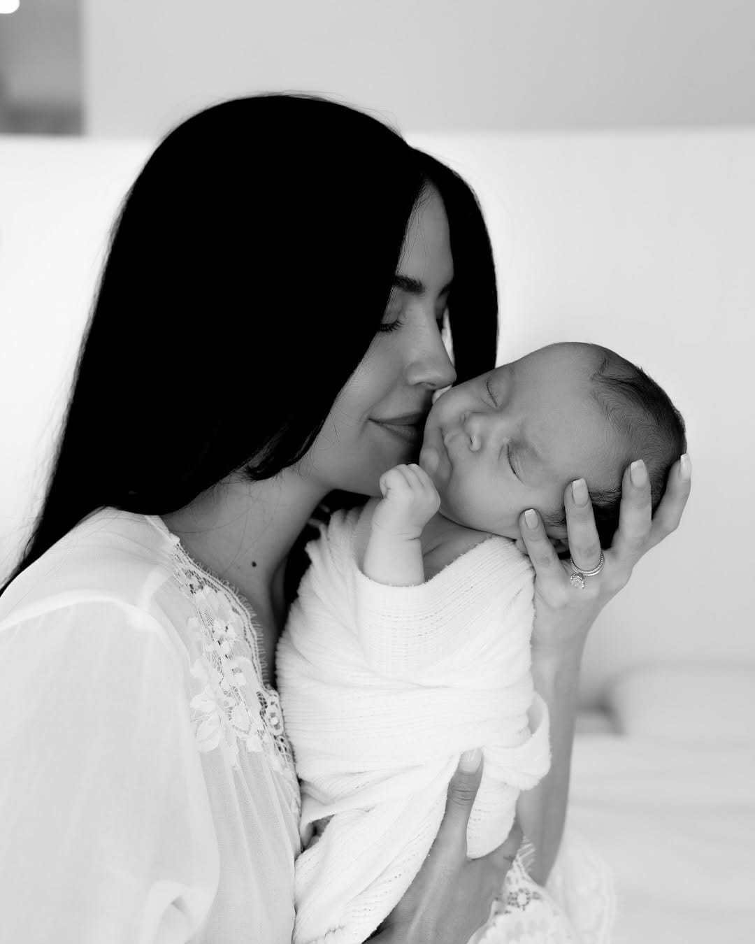 Post 10 by Brisbane Newborn Photographer | Brittany on Instagram (carousel)