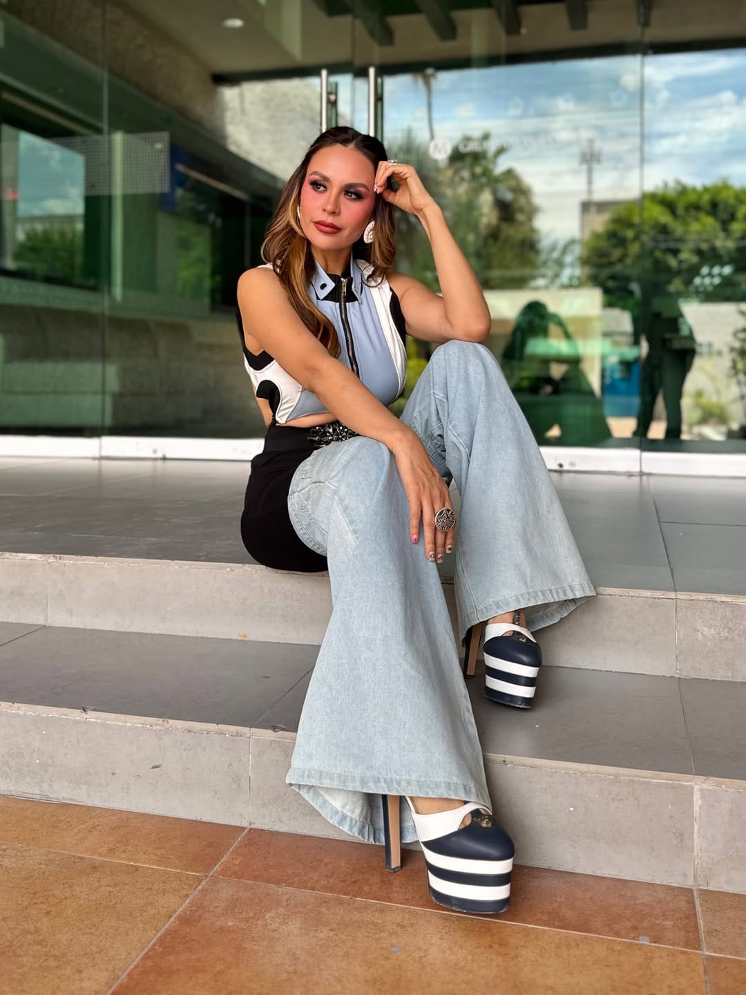 Post 1 by Karla Alvarado Oficial on Instagram (carousel)