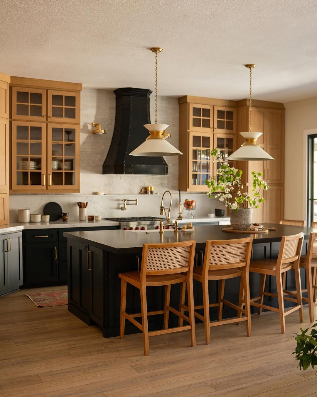 Post 9 by Elizabeth C. Style | Interiors on Instagram (carousel)