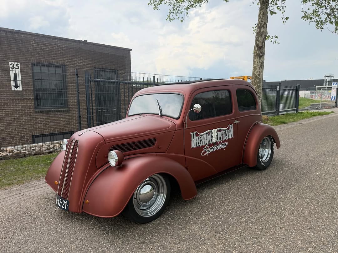 Post 10 by Maik’sHotrodGarage on Instagram (carousel)