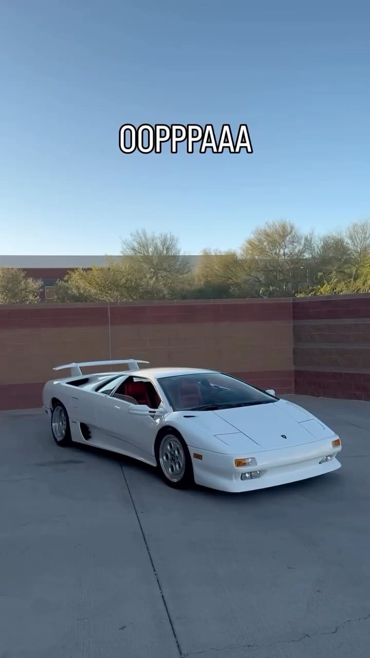 Post 10 by LUXURY AUTO COLLECTION on Instagram (video)