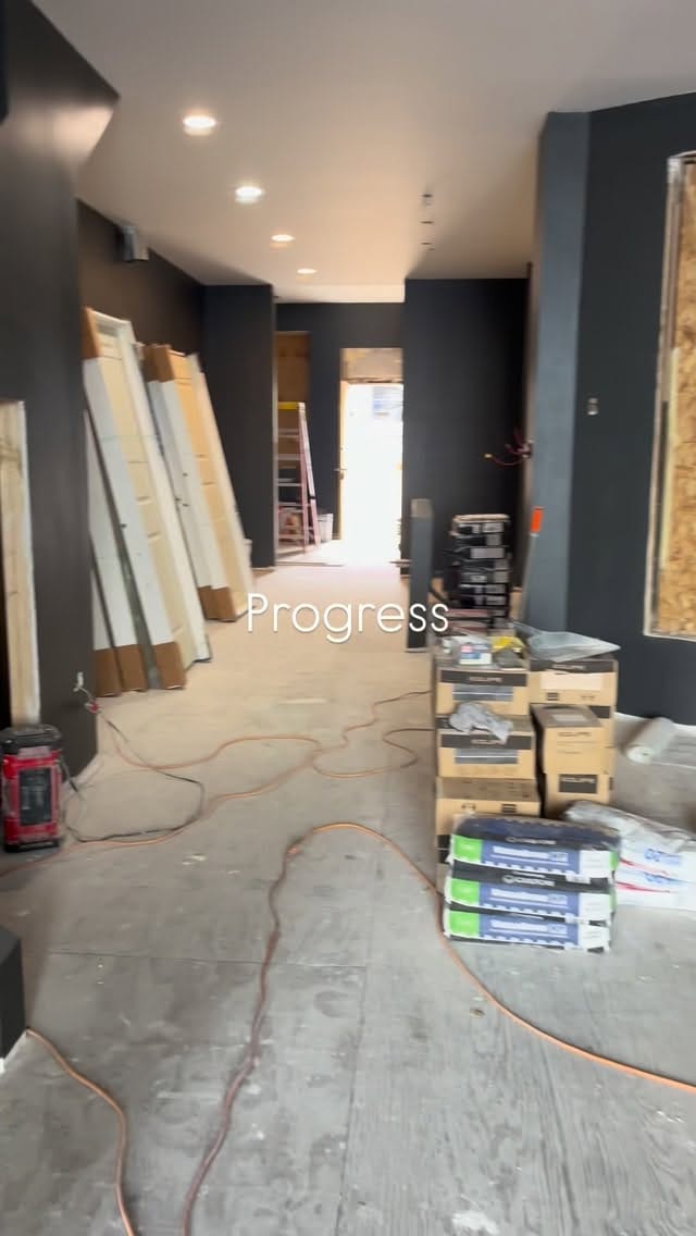 Post 1 by April Hunter on Instagram (video)