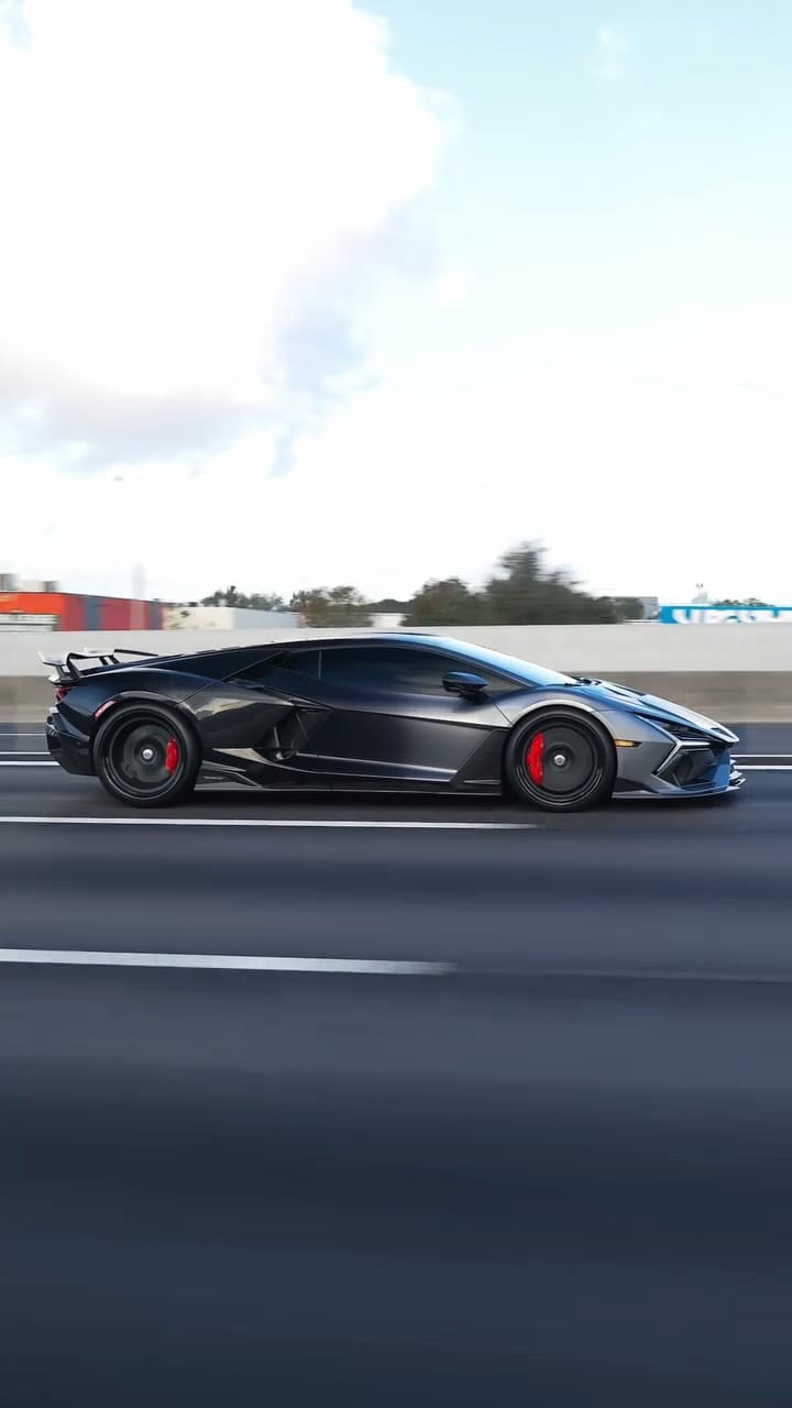 Post 3 by JC Carr on Instagram (video)