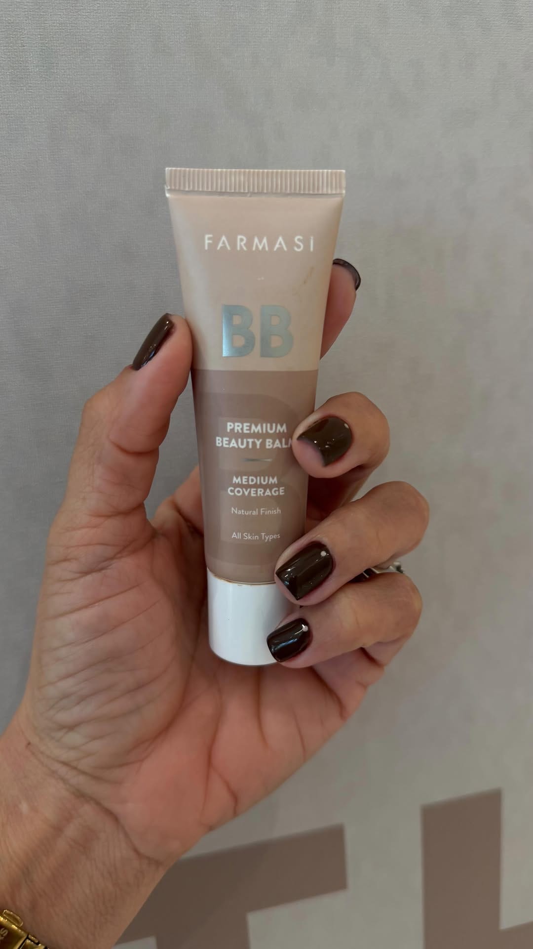 Post 9 by Carmen Malaver l Skincare Specialist on Instagram (video)