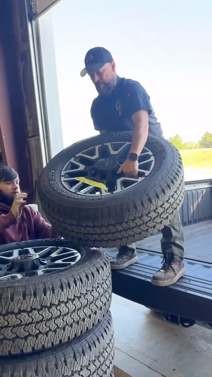 Post 4 by Kelderman Air Suspension on Instagram (video)