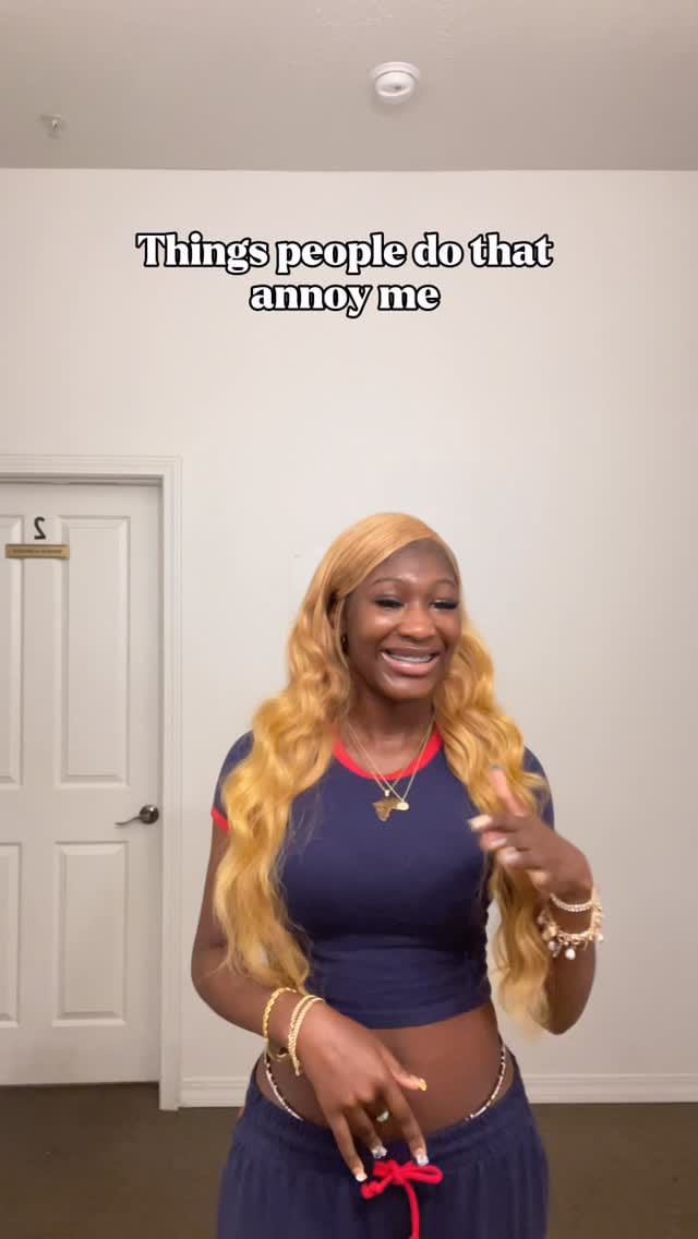 Post 4 by 𝒮𝒽𝒶𝓎 on Instagram (video)