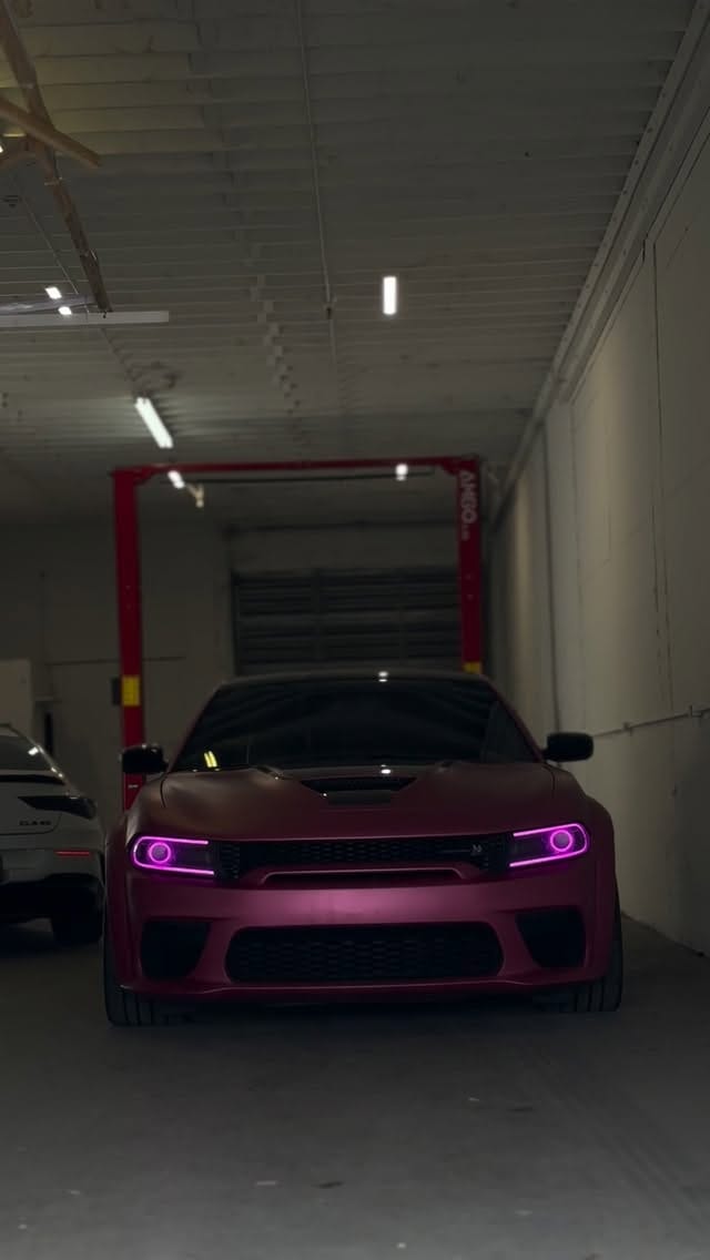 Post 3 by @millycustoms_ on Instagram (video)