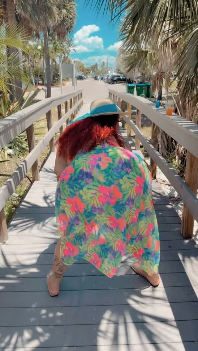 Post 5 by Pinky Redd on Instagram (video)