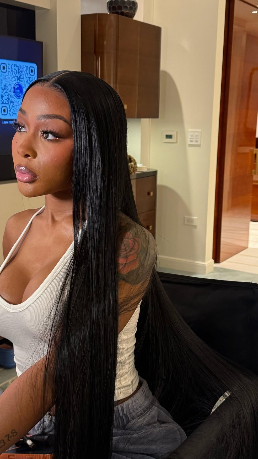 Post 9 by Goldendollhairco | 100% Virgin & Raw Hair ✨ on Instagram (video)