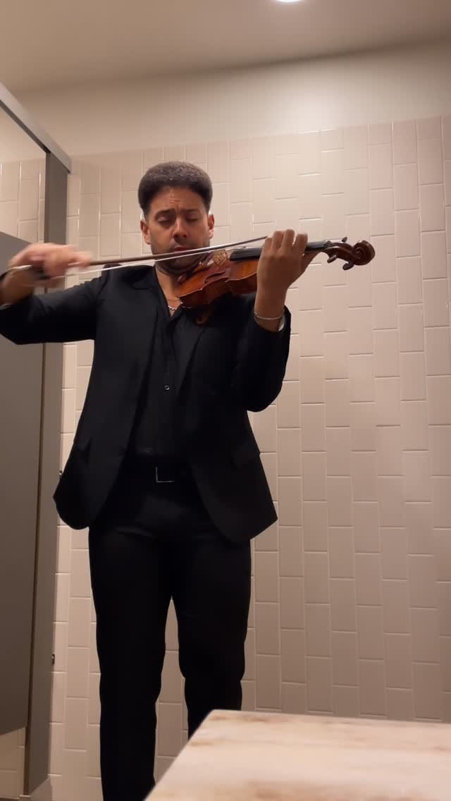 Post 5 by Kyle Gilner on Instagram (video)
