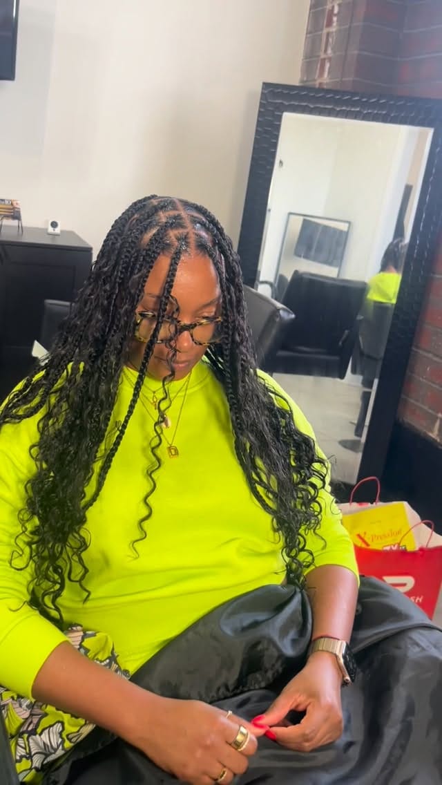 Post 5 by Knotless Braids ATLANTA on Instagram (video)