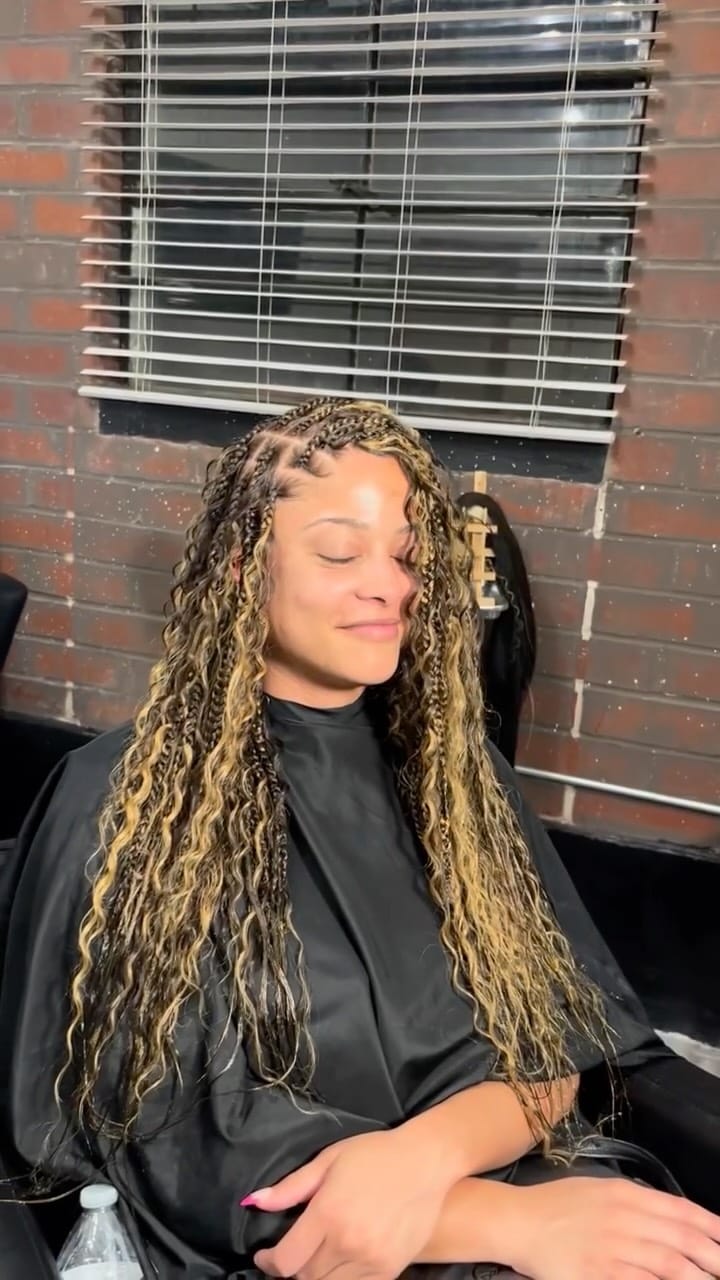 Post 7 by Knotless Braids ATLANTA on Instagram (video)