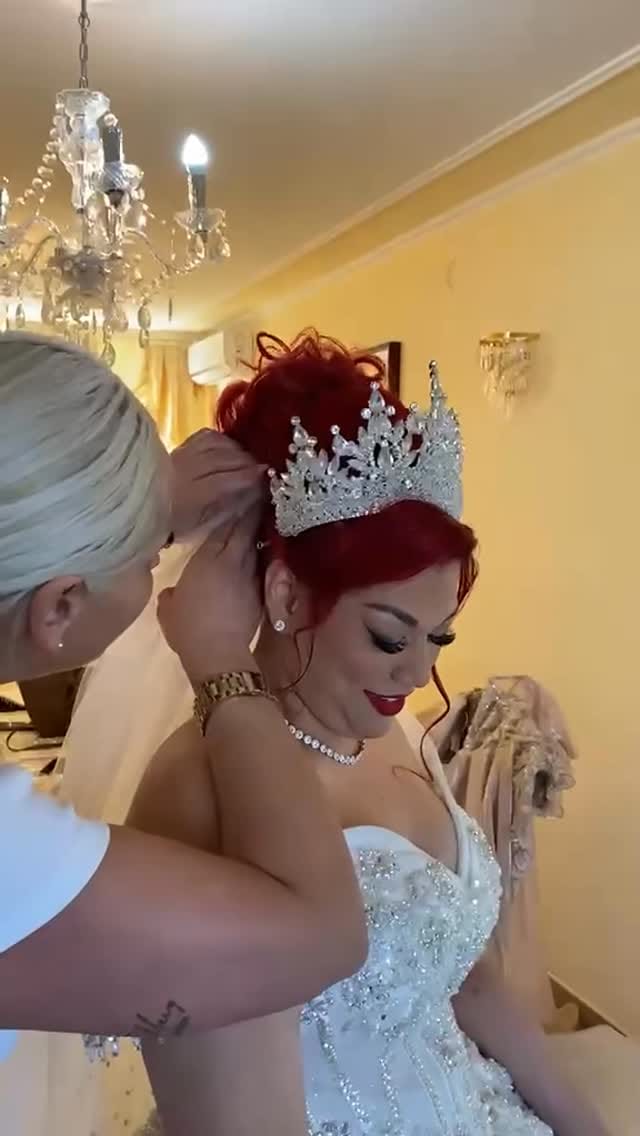 Post 6 by Marija Pajic on Instagram (video)