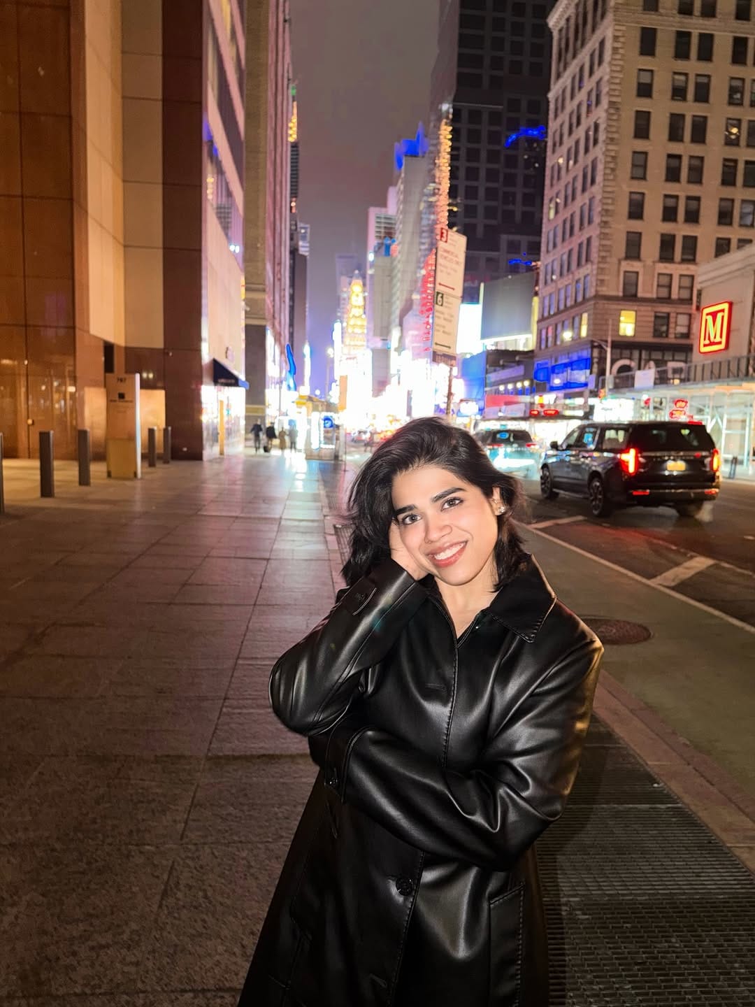 Post 8 by Srishti Chauhan on Instagram (carousel)