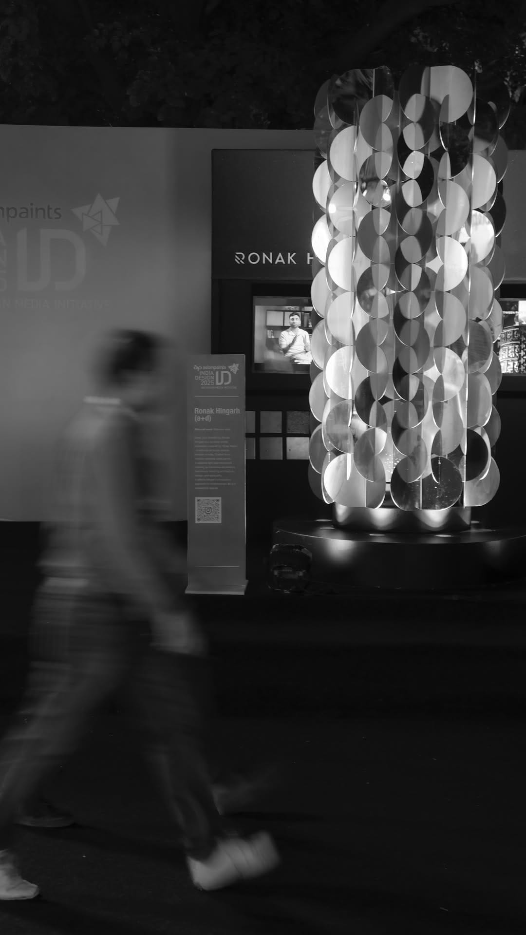 Post 6 by R O N A K    H I N G A R H on Instagram (video)