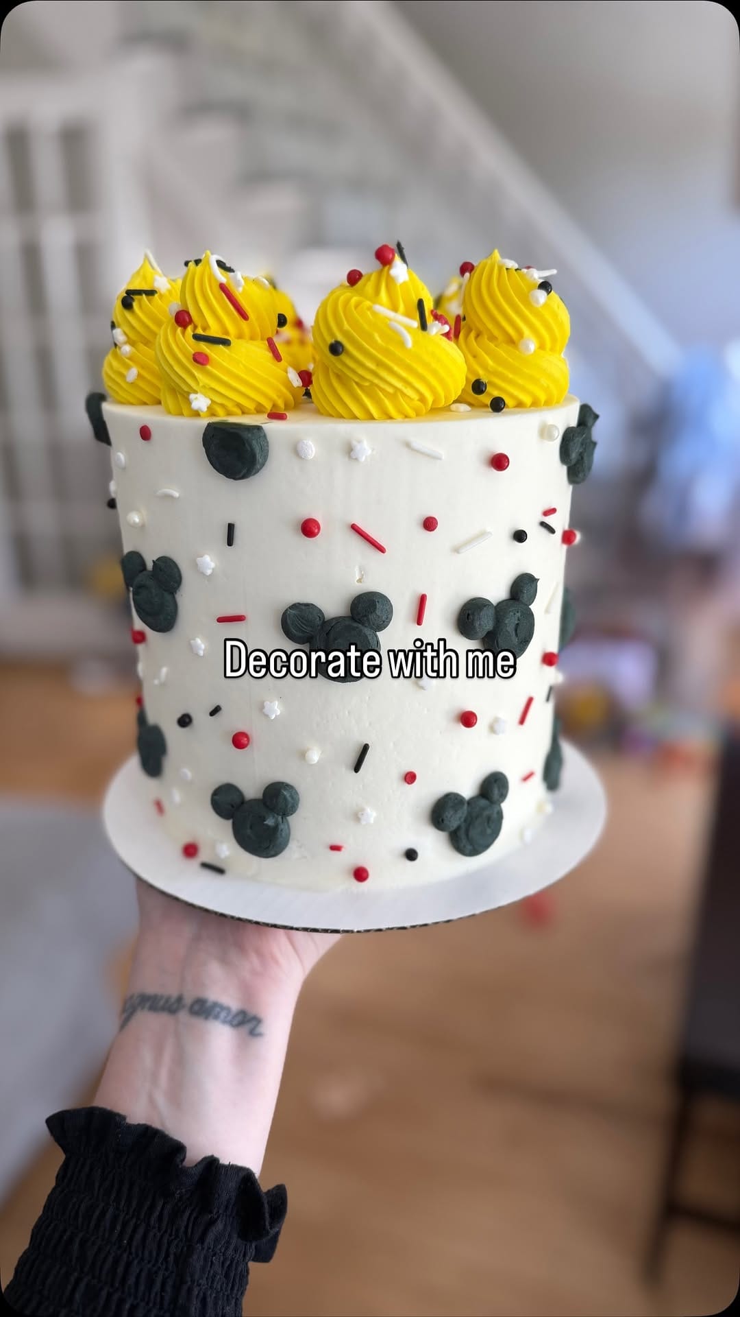 Post 7 by Cake Mama on Instagram (video)