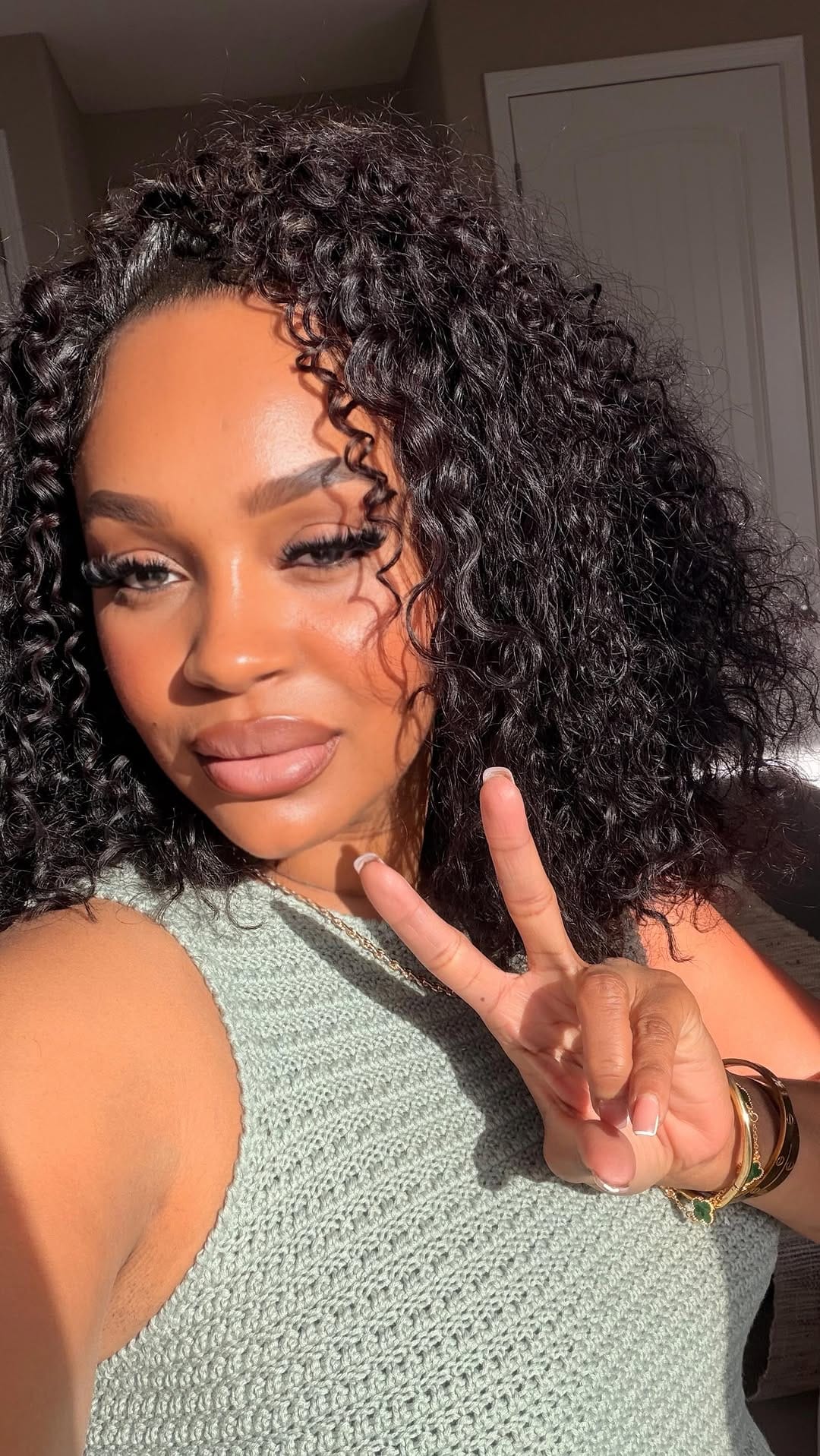 Post 9 by Sharnae Sanders on Instagram (video)