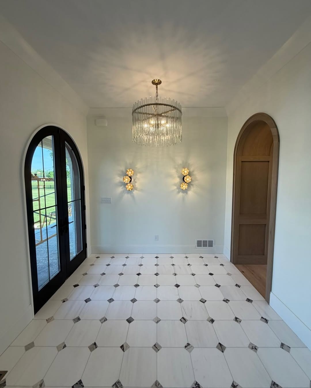 Post 4 by Haute House Design Studio on Instagram (image)