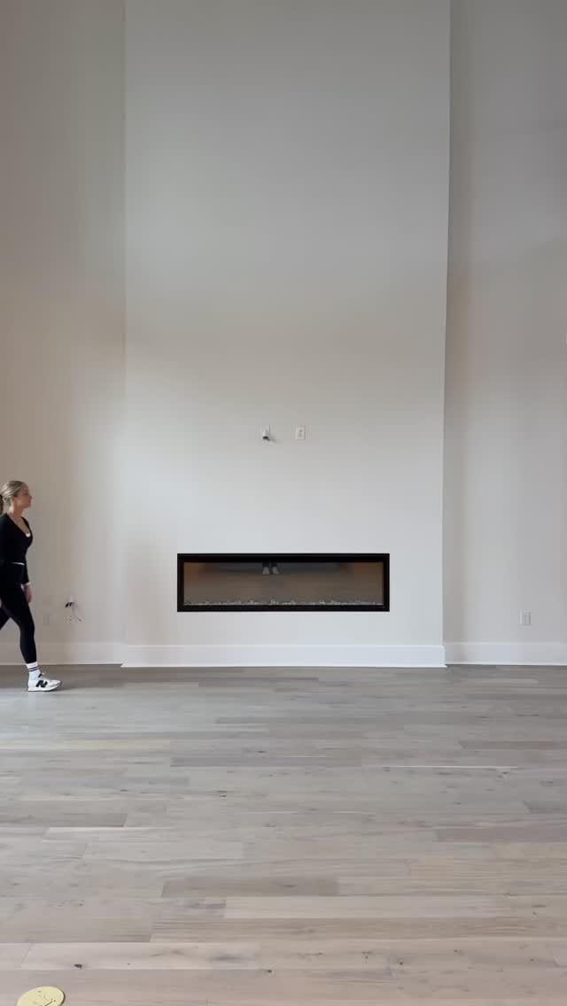 Post 9 by andor willow on Instagram (video)
