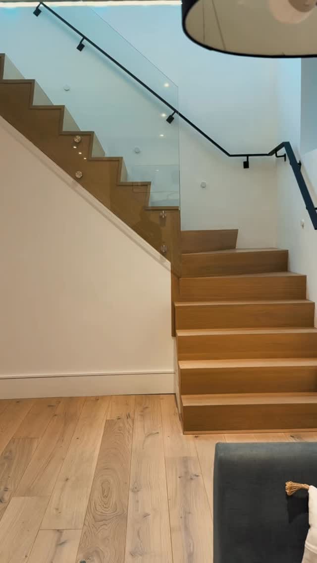 Post 5 by Pro Glass & Railings on Instagram (video)