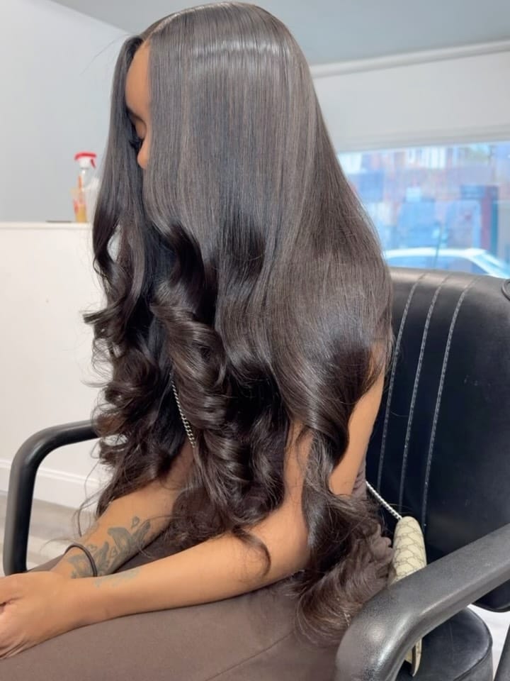 Post 5 by @tyhair_ on Instagram (carousel)