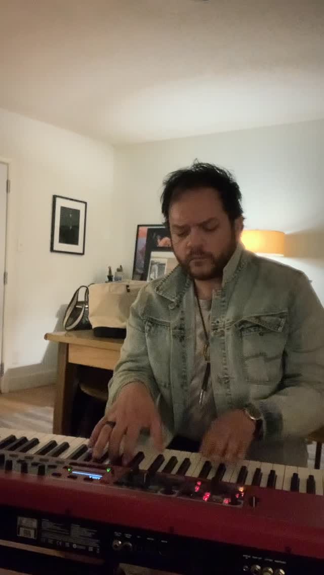 Post 1 by David Ramirez on Instagram (video)