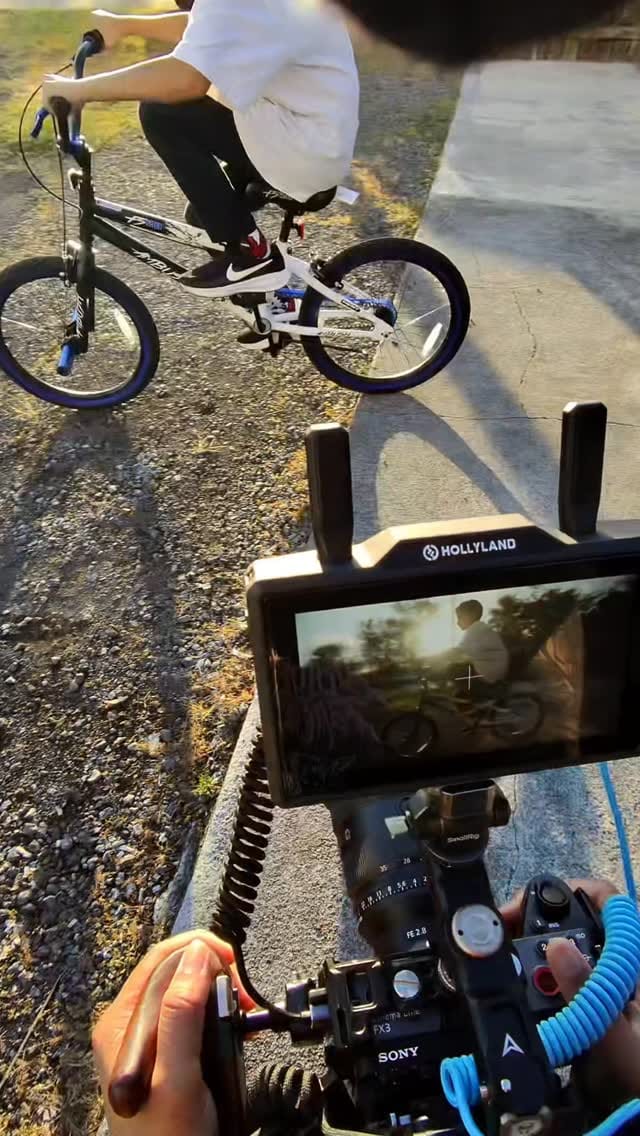 Post 7 by Donella Barcelo on Instagram (video)
