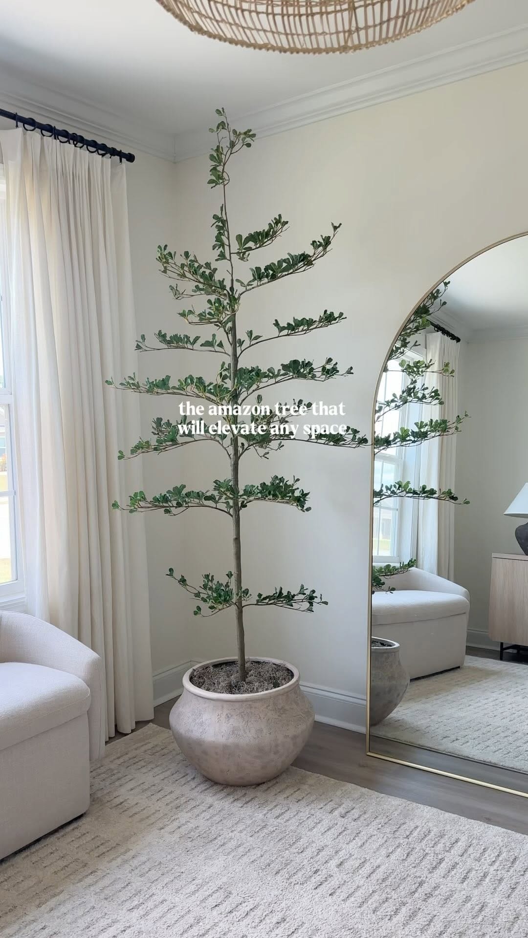 Post 1 by Markéta | Home + Everyday Style on Instagram (video)