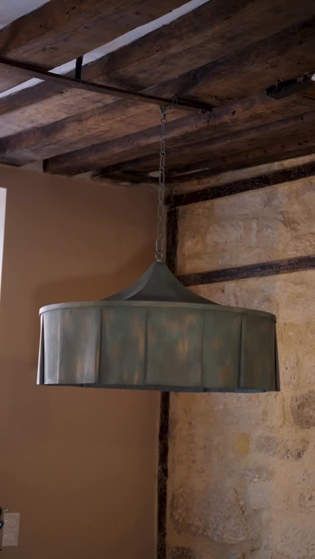 Post 2 by Iatesta Studio Handmade Furniture & Lighting on Instagram (video)
