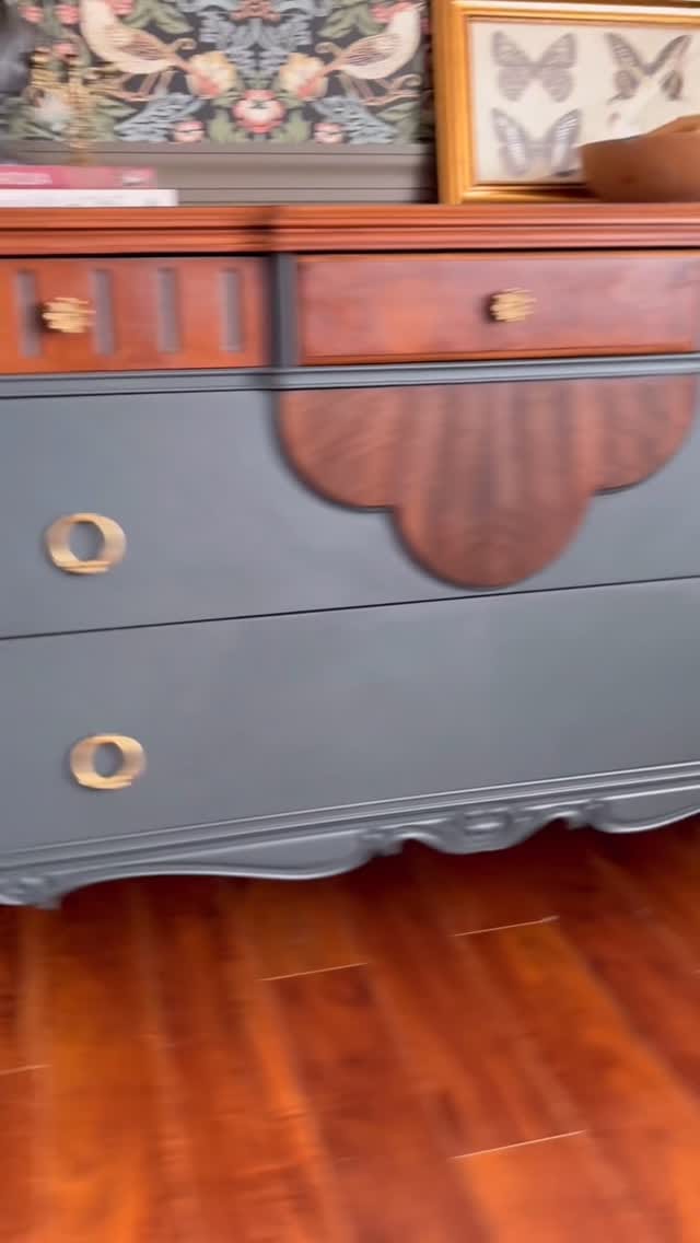 Post 4 by Vlada P - Furniture Flipping on Instagram (video)