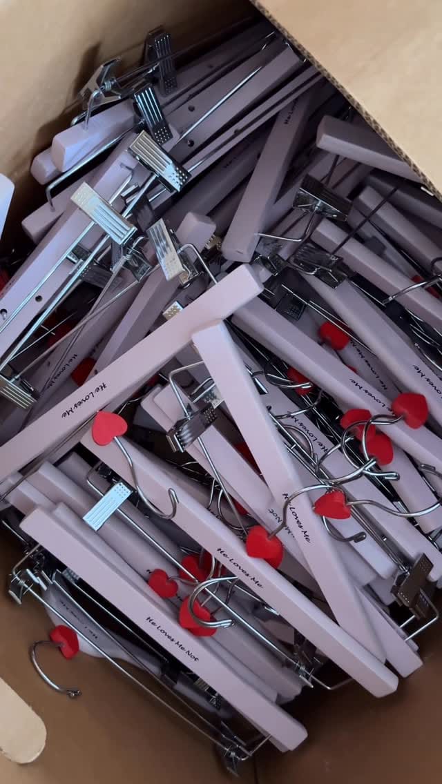 Post 5 by Alexa Abril Rojas on Instagram (video)